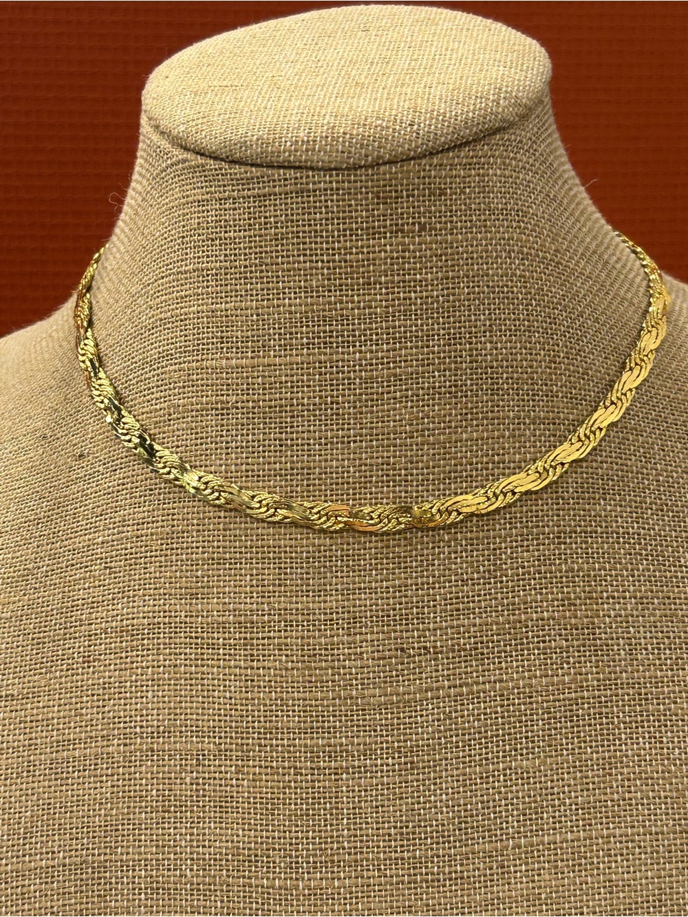 Gold plated collar length necklace 17”